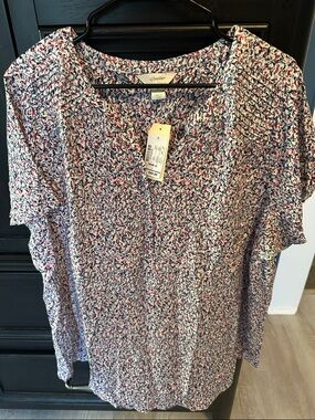 CJ Banks Multi-Color Floral Short Sleeve Blouse